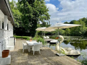 NEU Seehaus mit Kamin und Hot Tub